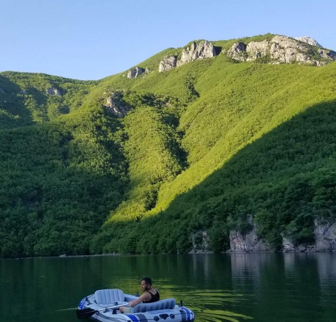 Twin Villas Komani Lake Arnavutluk