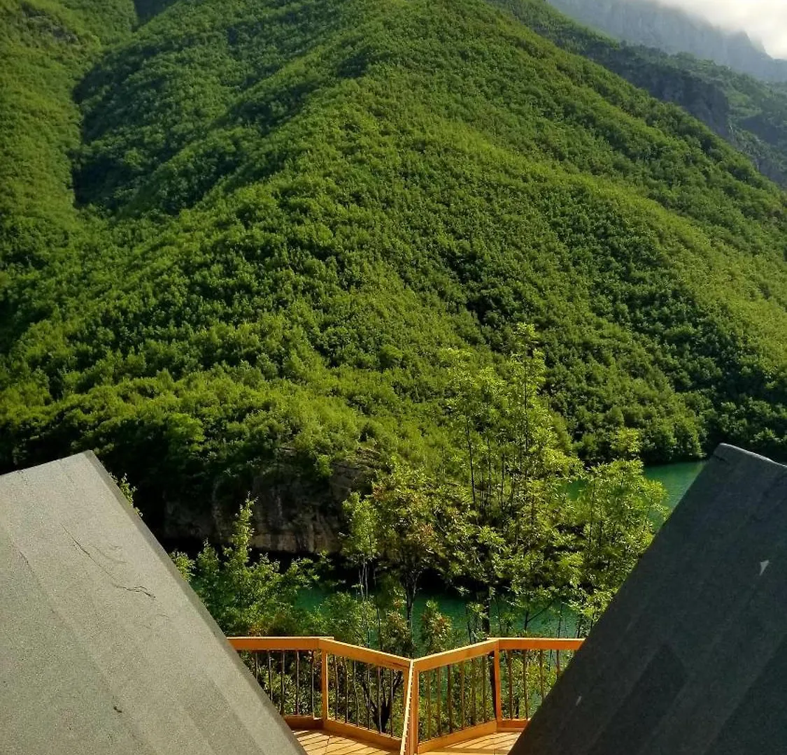 Twin Villas Komani Lake 0*, Koman Arnavutluk